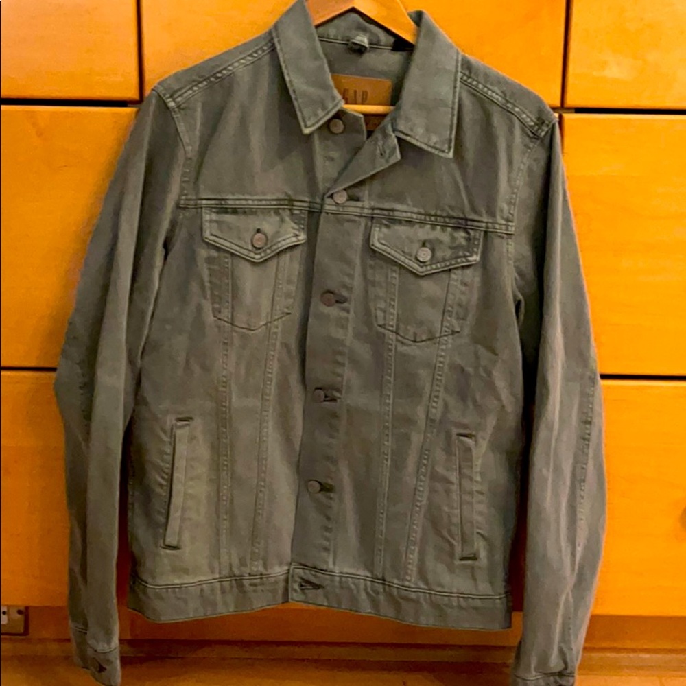 Gap Denim Jean Jacket.